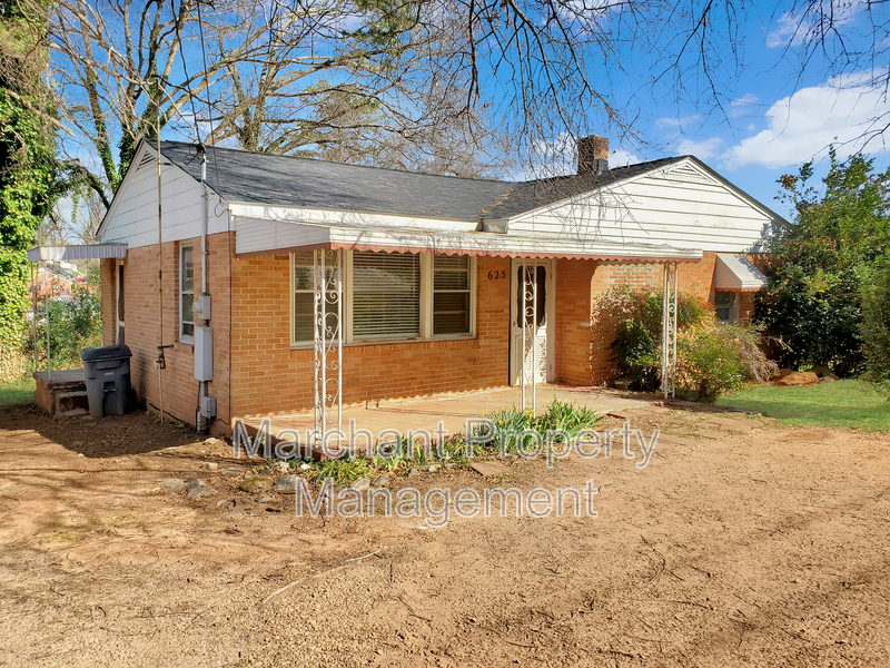 Greenville House: 625 Old Augusta Road