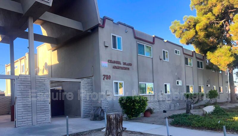 OXNARD Condo: 730 W. CHANNEL ISLANDS