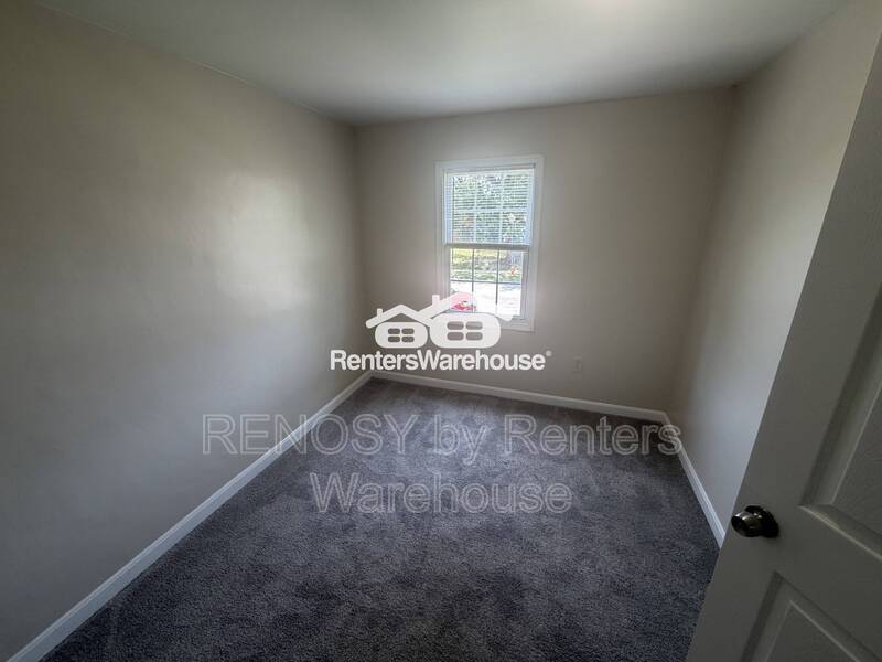 Dundalk House: 2067 Larkhall rd
