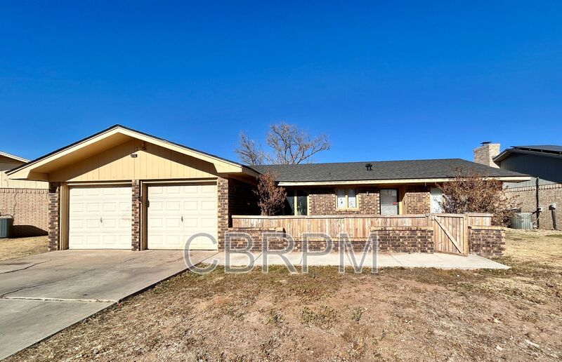 Lubbock House: 5712 2nd Place