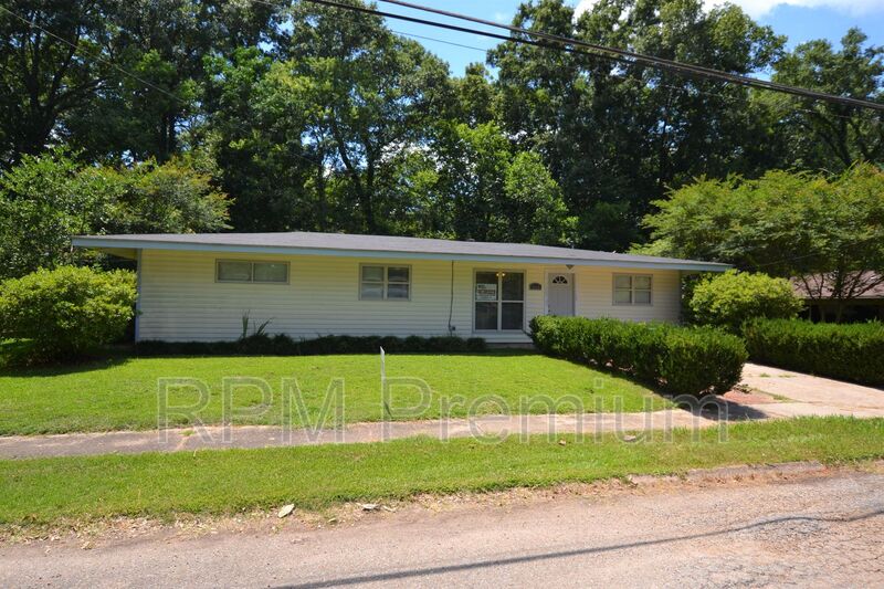 St. Francisville House: 5235 Pine St.