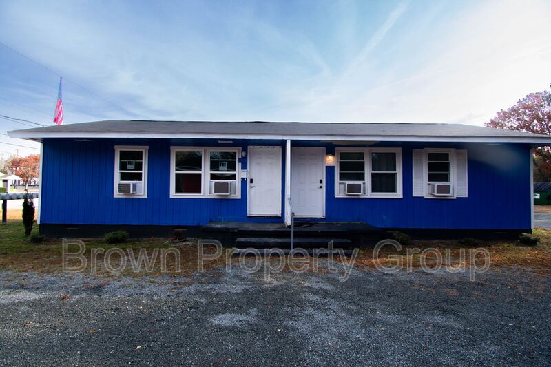 Spring Lake House: 412 B Lake Ave