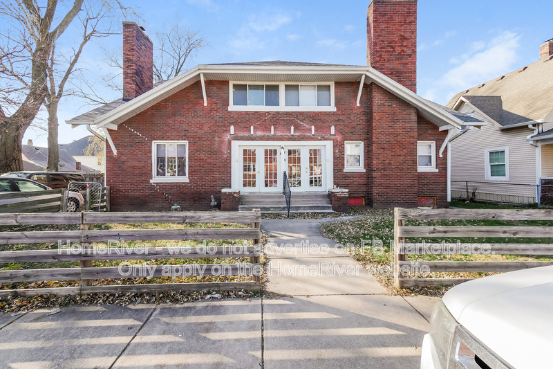 Indianapolis Condo: 1524 S Talbott St 2