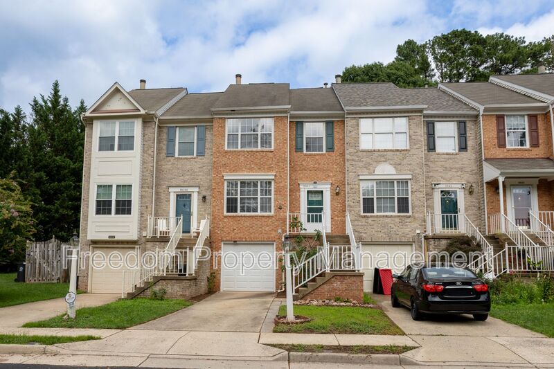 Manassas Townhome: 8644 Sanderling Dr