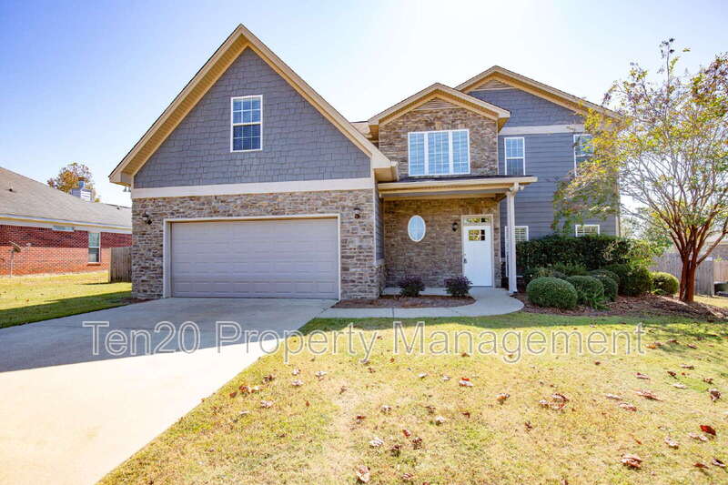 Midland House: 9001 Orchard Valley Lane