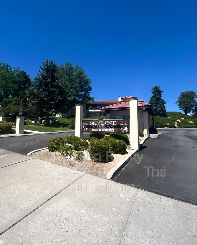 Reno House: 3479 Skyline Boulevard