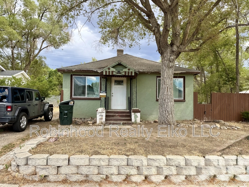Elko Condo: 756 Maple Street