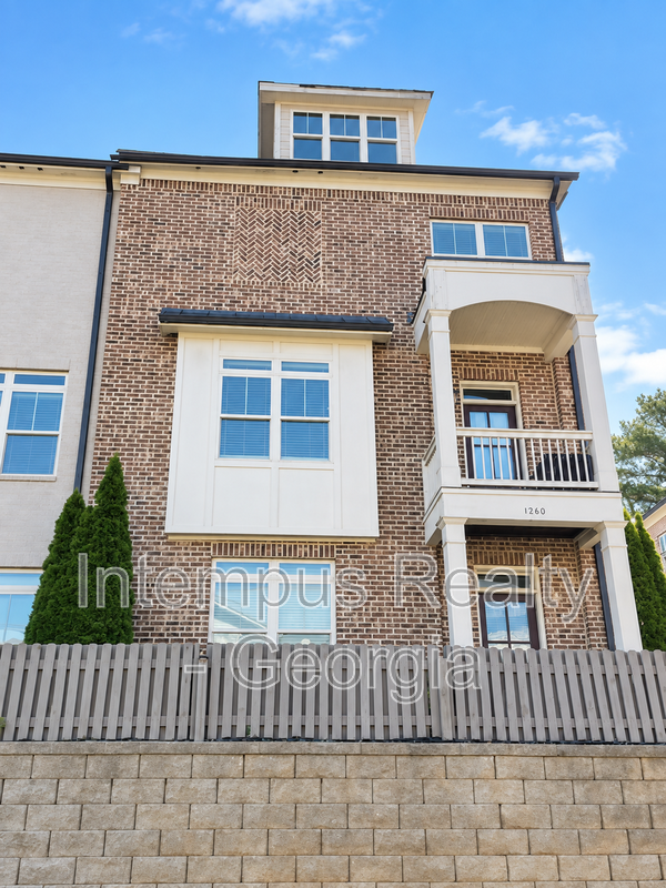 Smyrna House: 1260 Stone Castle Cir SE
