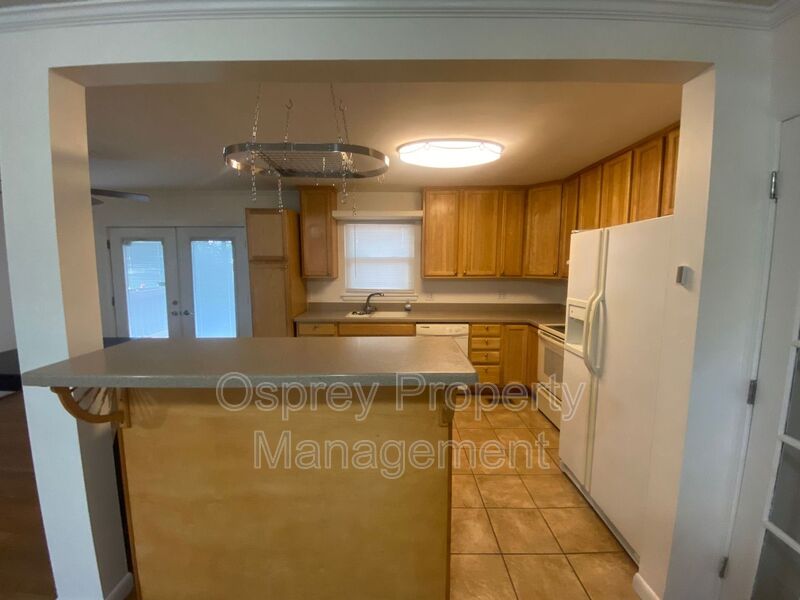 Move In Ready! "ASK ABOUT OUR ZERO-DEPOSIT OPTION" - Photo 4
