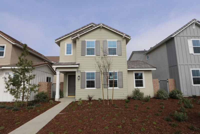 Fontana House: 13885 Sedum Lane