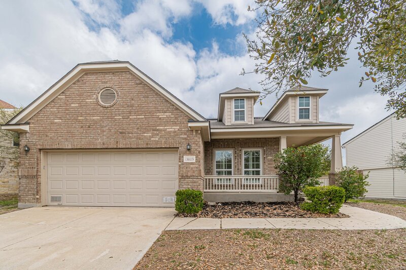 Live Oak House: 13803 Laramie Hill