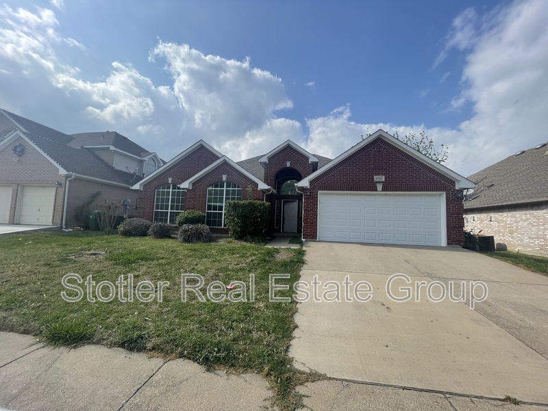 Arlington House: 6720 Tabor Drive