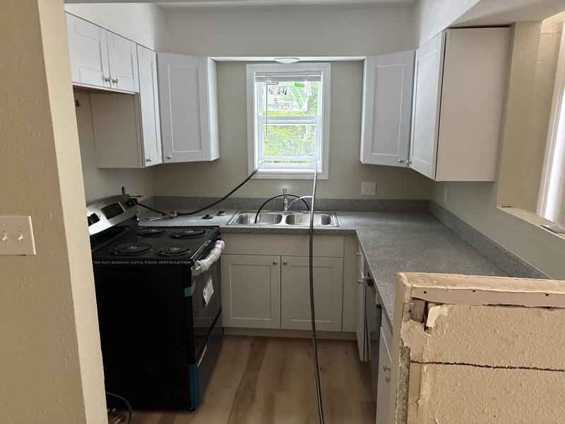 Camden Condo: 850 Field Avenue Northwest - 7-1