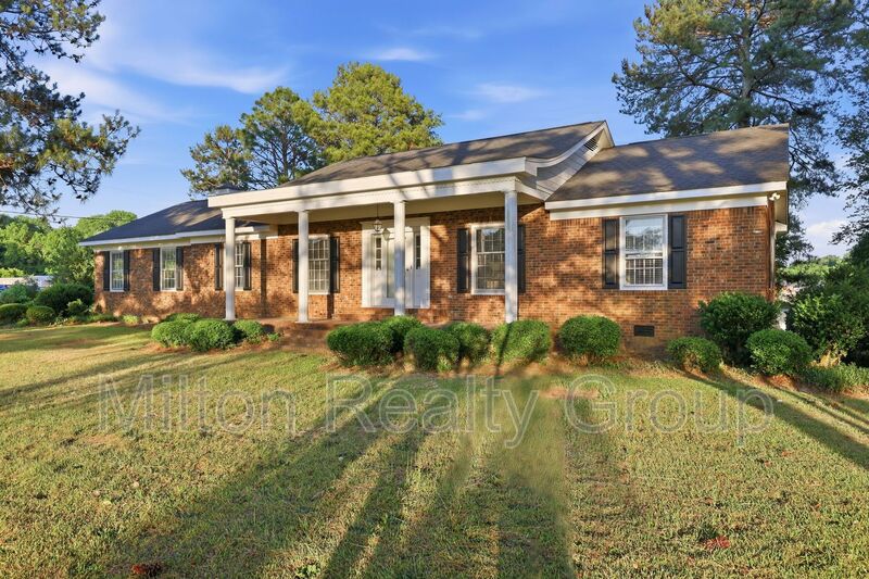 Dunn House: 1130 Prospect Church Rd.