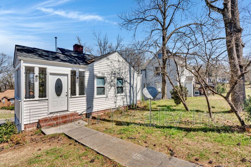 Birmingham House: 620 10th Avenue West