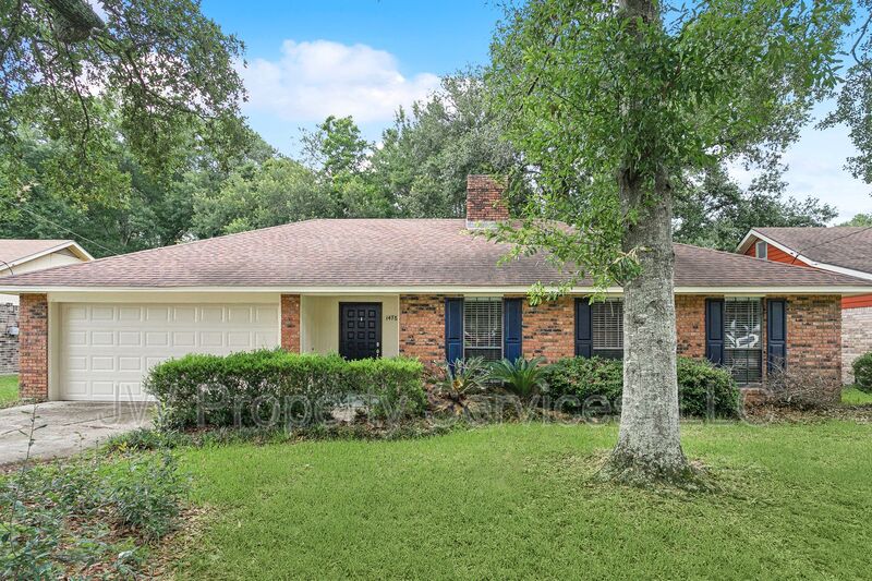 Slidell House: 1476 Saint Christopher Dr.