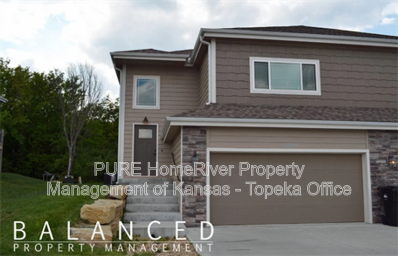 Topeka House: 4423 SE Gemstone Lane