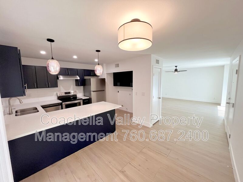 Palm Desert House: 73525 Shadow Mountain Dr