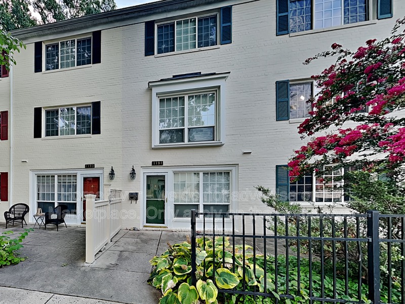 Alexandria Townhome: 1191 N Van Dorn St