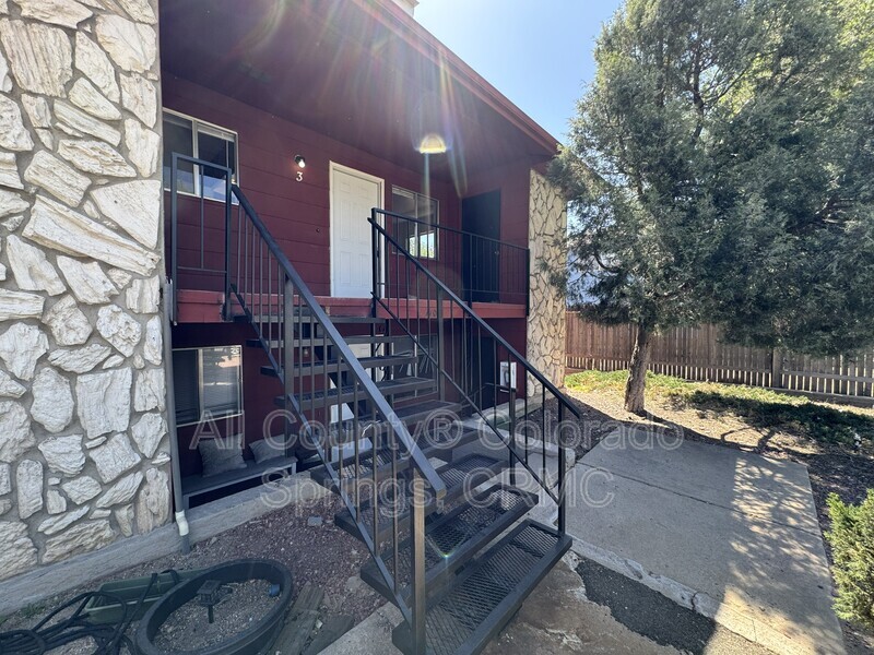 Colorado Springs Condo: 1105 Cree Drive