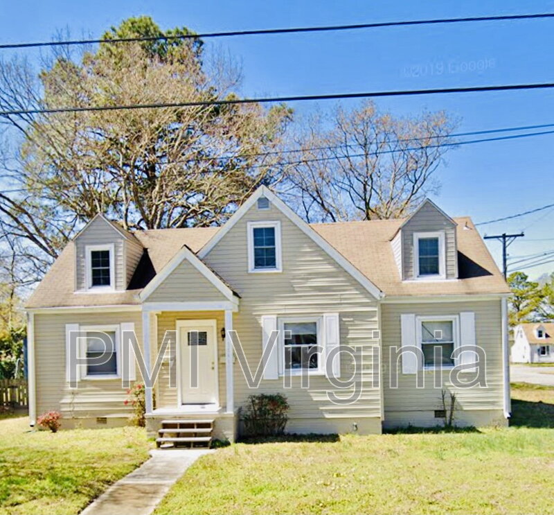 Norfolk Condo: 3841 Chatham Cir