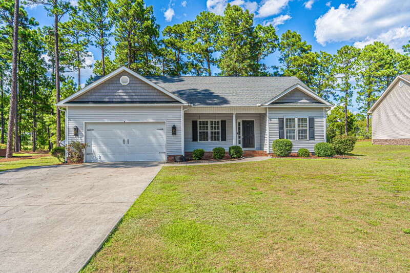 Pinebluff House: 167 Laurel Oak Lane
