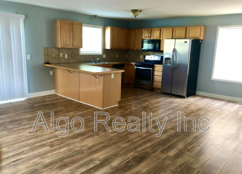 Minneapolis House: 1426 Morgan Ave N