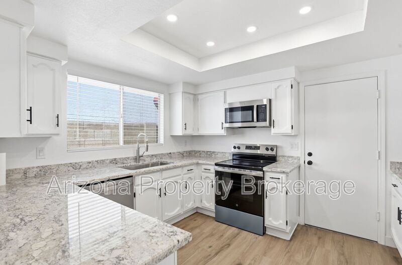 Chandler House: 2291 W. Orchid Ln.