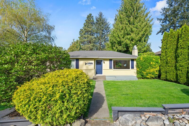 Burien House: 16253 13th Ave SW