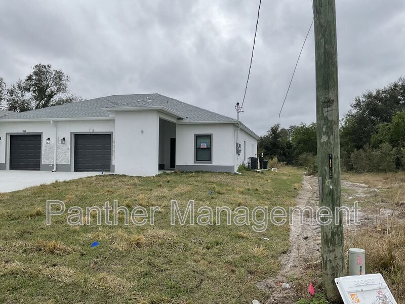 Lehigh Acres Condo: 1111 Ichabod Avenue