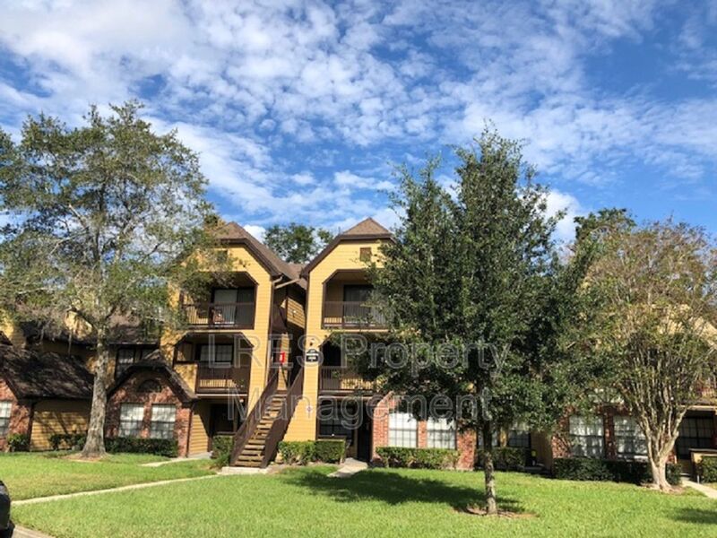 Altamonte Springs House: 465 Forestway Circle