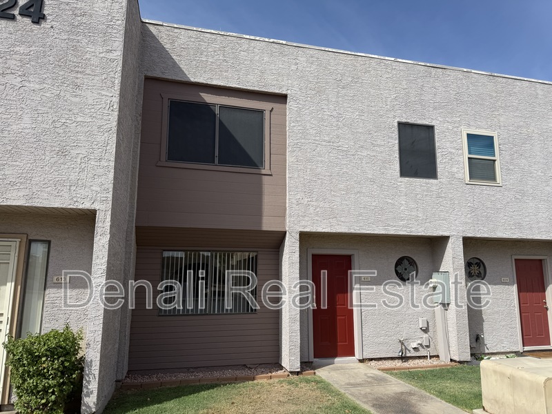 Tempe House: 611 W. 13th Street