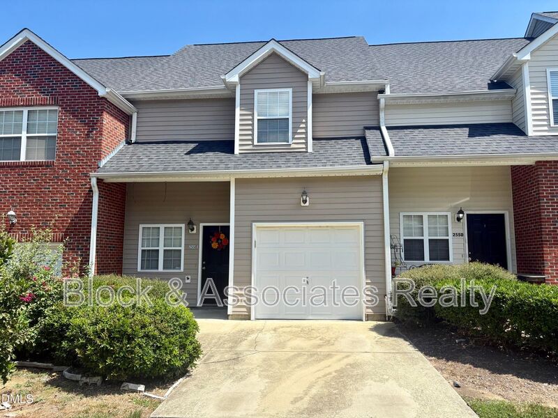 Chapel Hill House: 255-E Plaza Dr.