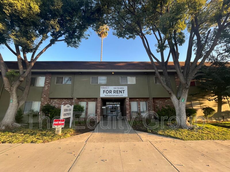 Porterville Condo: 554 W Morton Ave