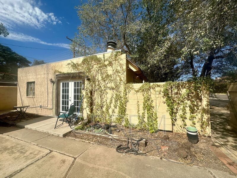 Lubbock House: 2702 23rd Street