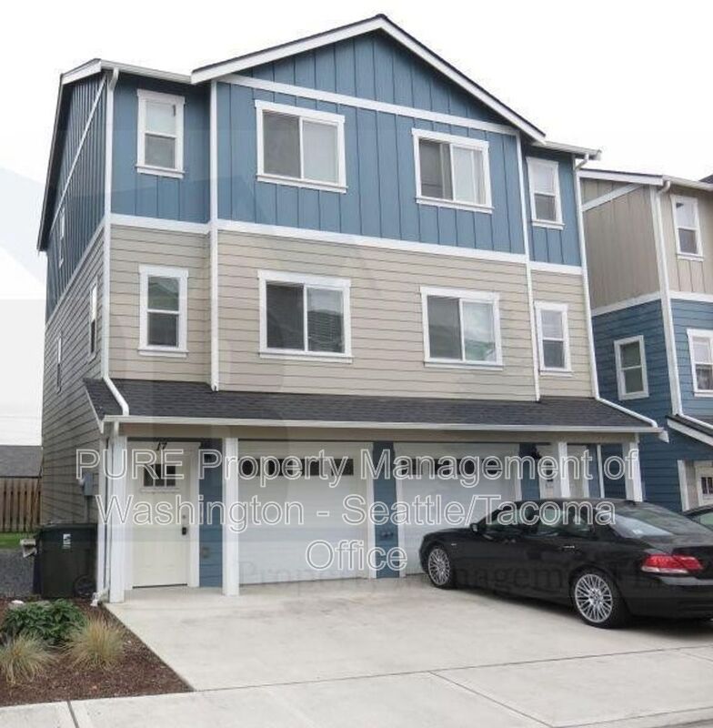 Tacoma Townhome: 8015 Pacific Ave
