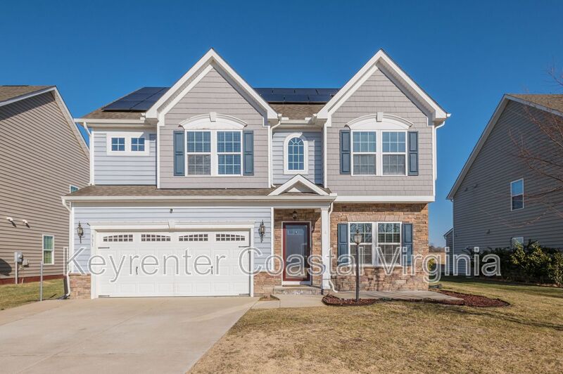 Smithfield House: 331 Spring Hill Place