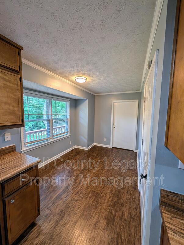 Main Rental Photo 4