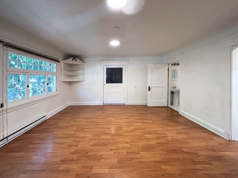 Photo 9 of rental home at 444 Blair Boulevard