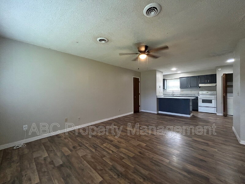 Springdale Condo: 1603 Juniper Circle