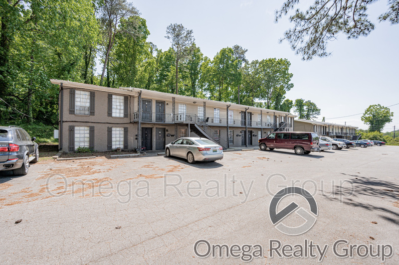 Birmingham Condo: 139 Foust Ct