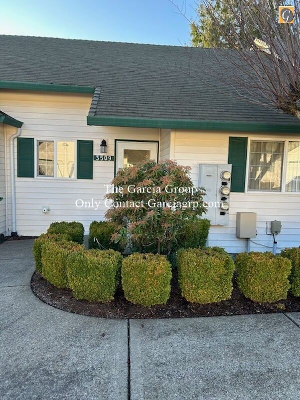 Oak Grove Condo: 3507 SE Vineyard Rd