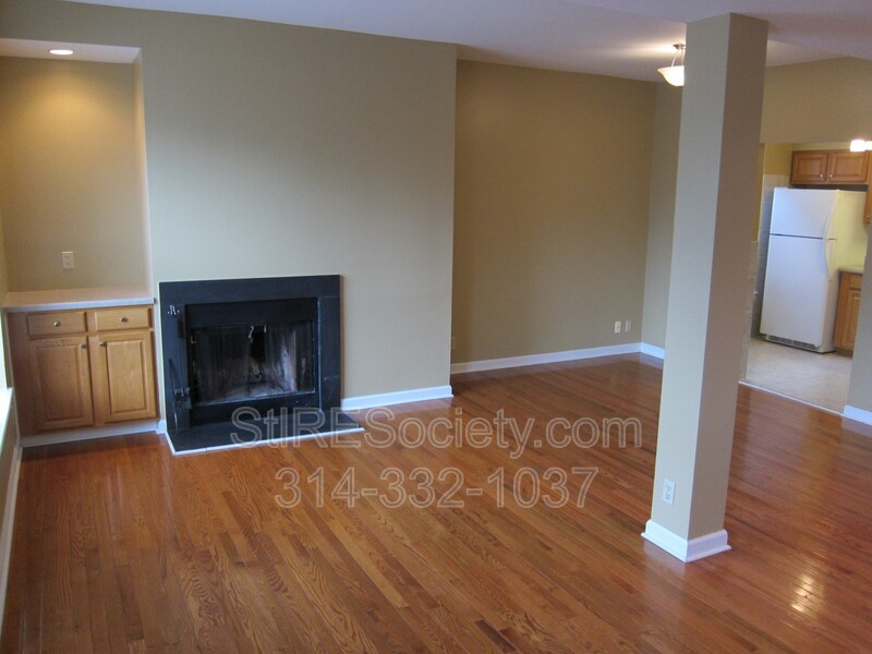 St. Louis Condo: 3839 Shenandoah Ave. #A