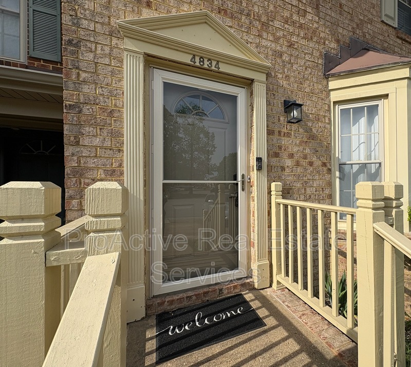 Virginia Beach Condo: 4834 Ashbury Ln