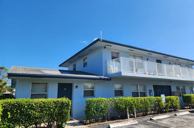 Riviera Beach Condo: 1100 W Blue Heron - 5