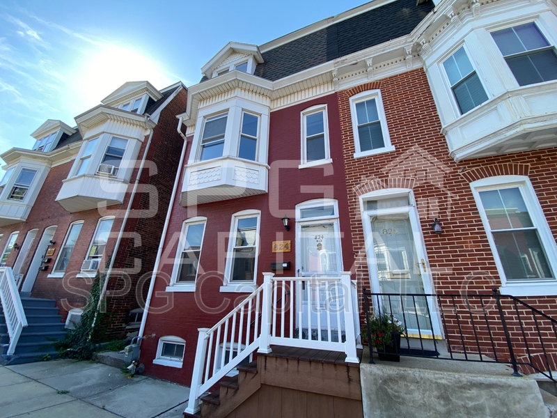 York House: 824 W Princess St, York - 824