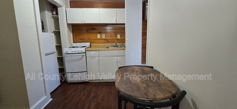 Easton Condo: 51 S 5th Street