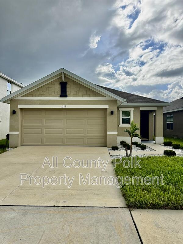Riverview House: 12176 Water Ash Pl