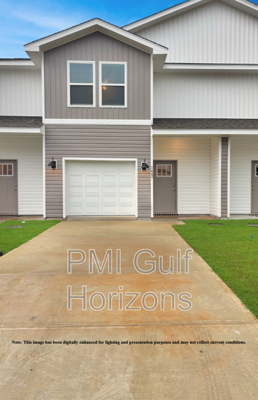 Pensacola Townhome: 1405 Maritime Dr