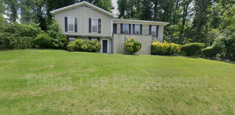 Birmingham House: 401 Lance Ln